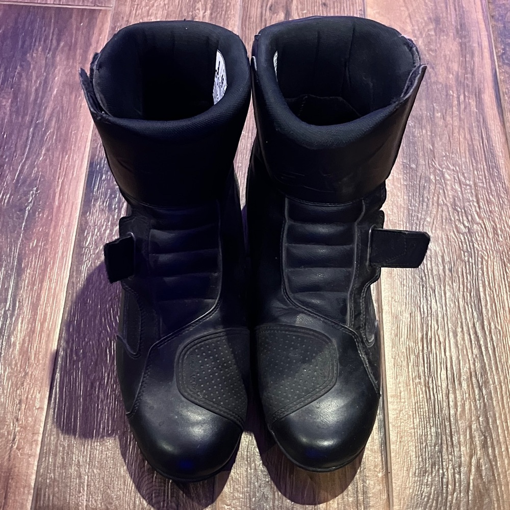 Alpinestars Black Motorcycle Boots - Picture 2 of 7